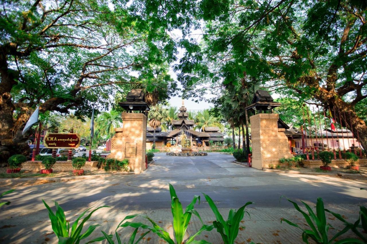 Kma Kaytumadi Hotel Taungoo Eksteriør bilde