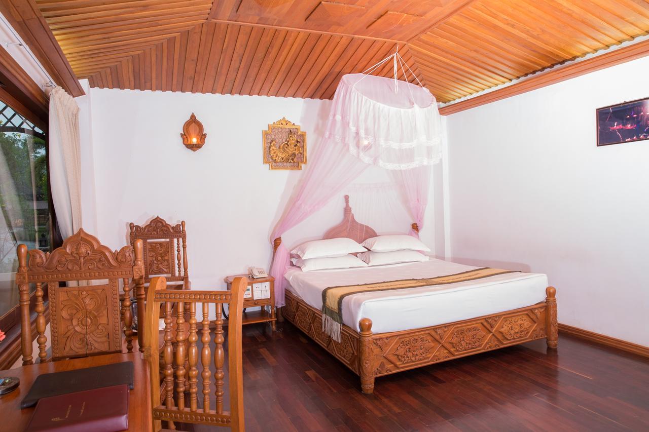Kma Kaytumadi Hotel Taungoo Eksteriør bilde