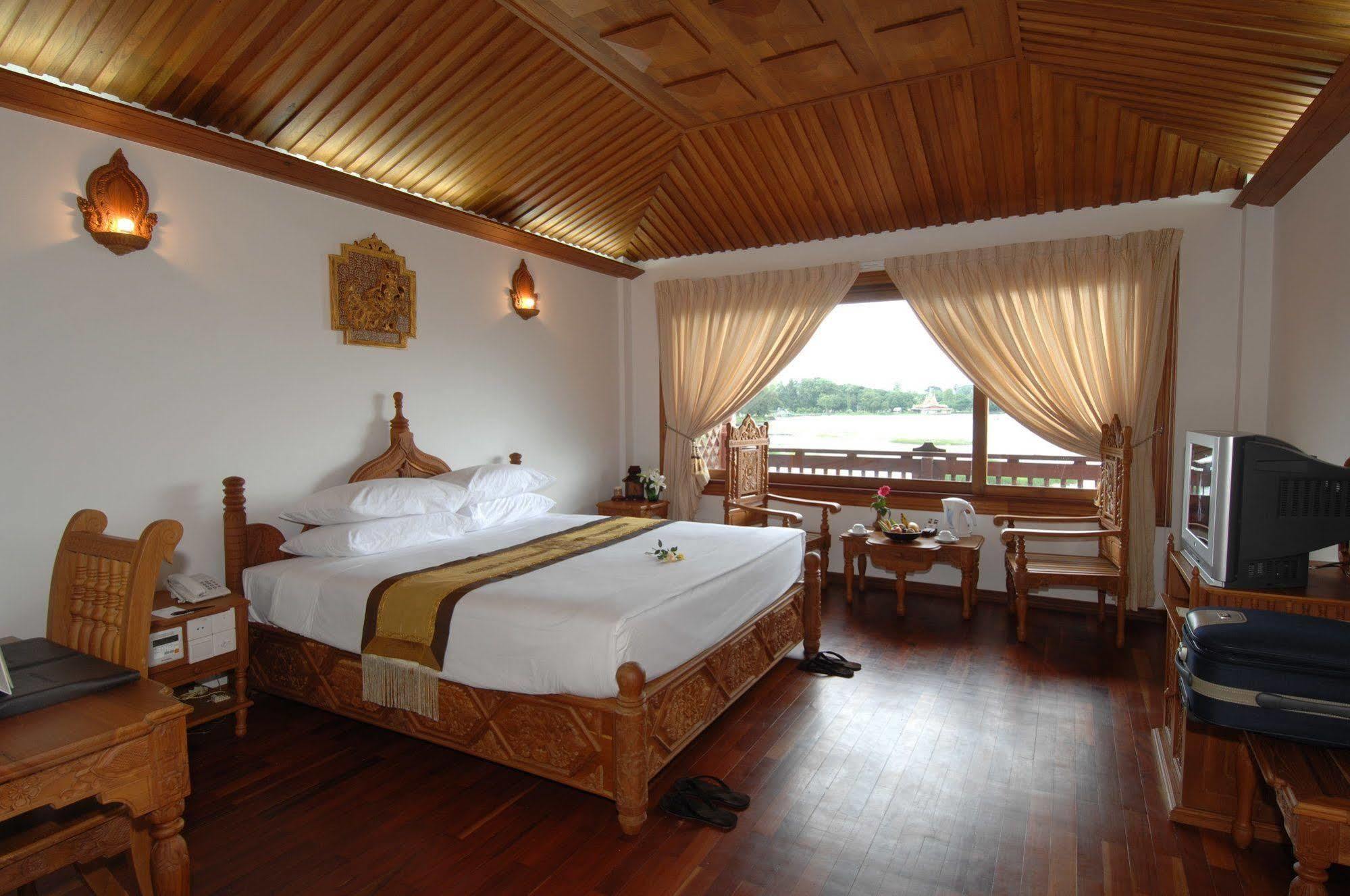 Kma Kaytumadi Hotel Taungoo Eksteriør bilde