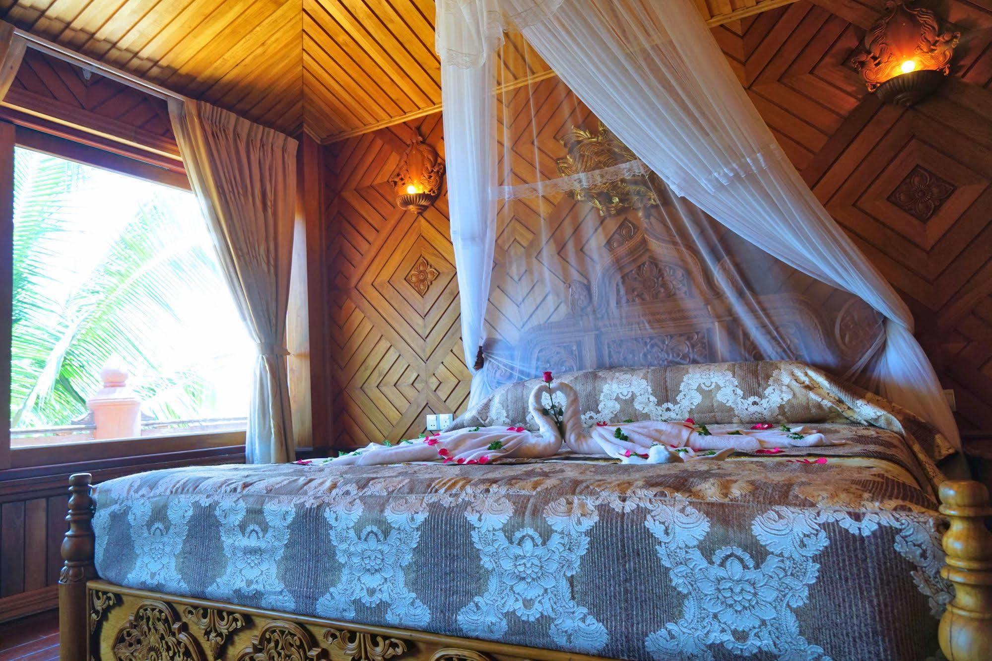 Kma Kaytumadi Hotel Taungoo Eksteriør bilde