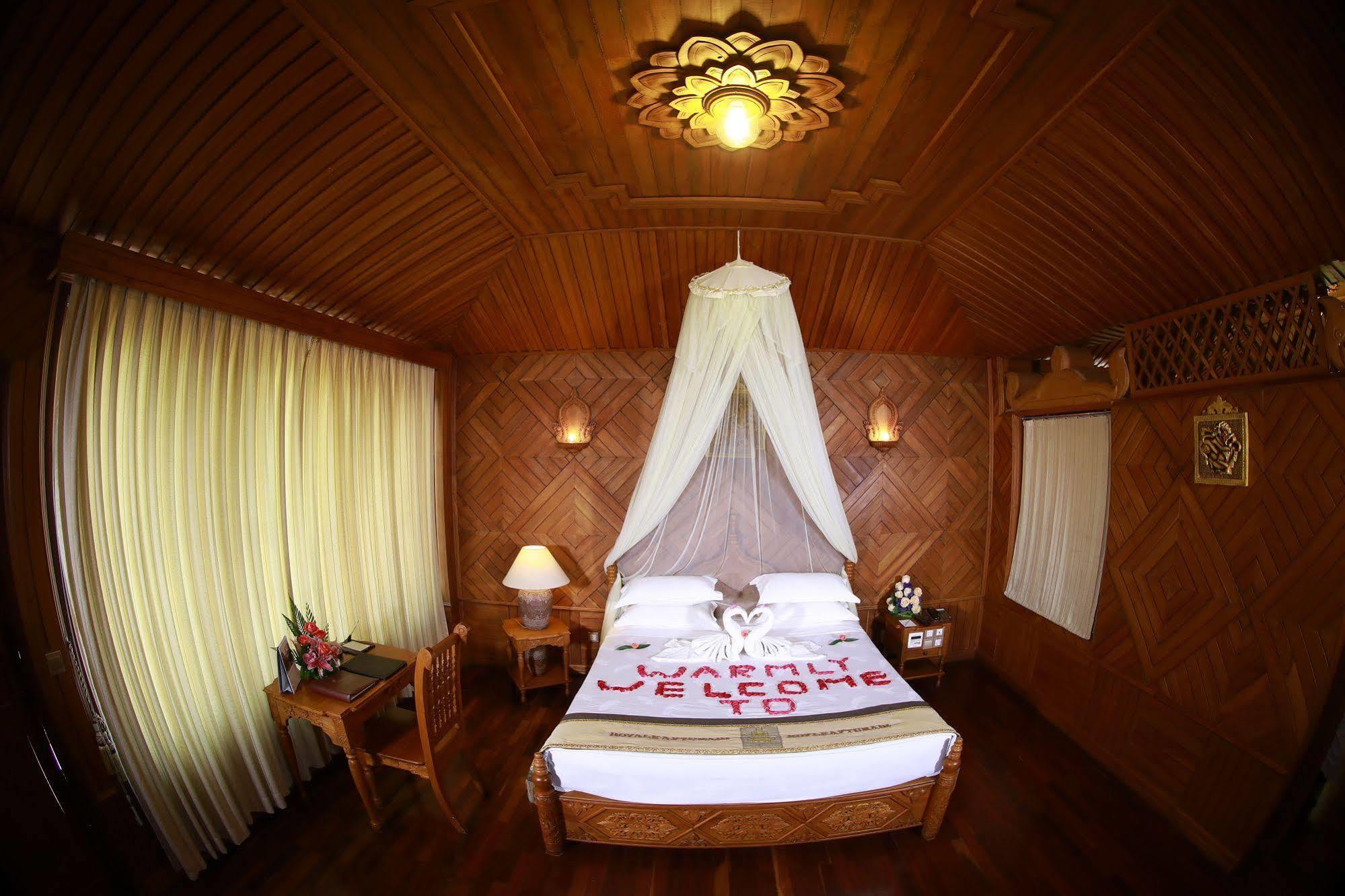 Kma Kaytumadi Hotel Taungoo Eksteriør bilde