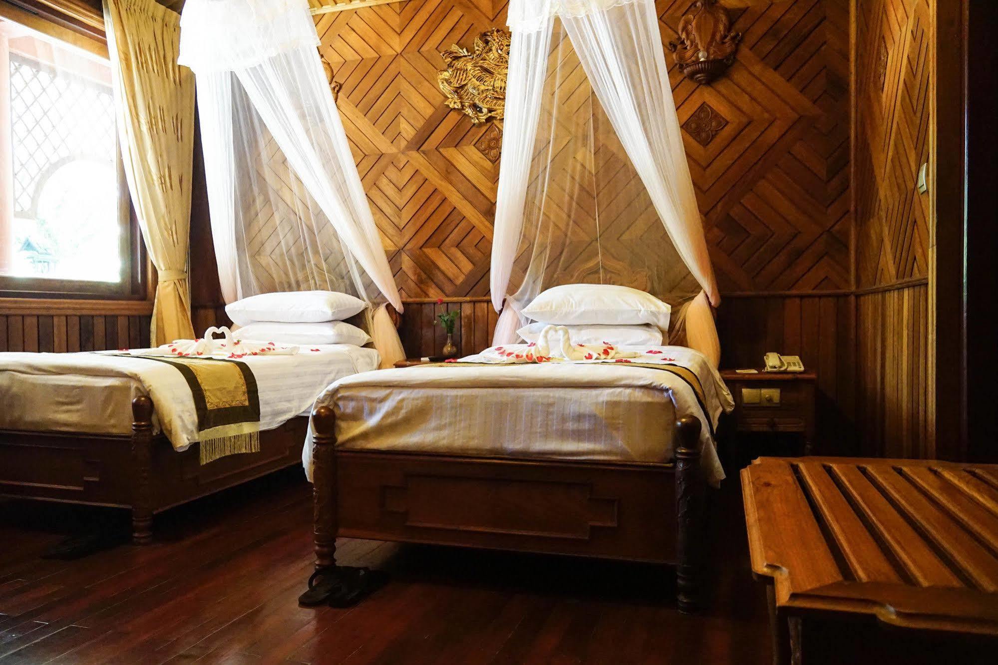 Kma Kaytumadi Hotel Taungoo Eksteriør bilde